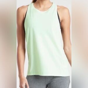 Athleta Ultimate Train Tank 
Tequila Green, Size Small